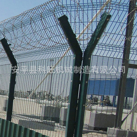 Cerco de soldadura de metal, red de cerca de puñalada de cuchillo de carretera de patrulla, red de aislamiento de patrón denso de prisión, red de protección de aislamiento de zona de advertencia