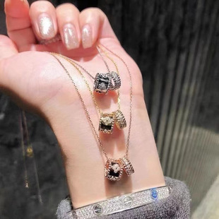 �f��Ͳ�D�\����Ůins���s���|�ٴ��18Kõ������Ů�i��朸߰�