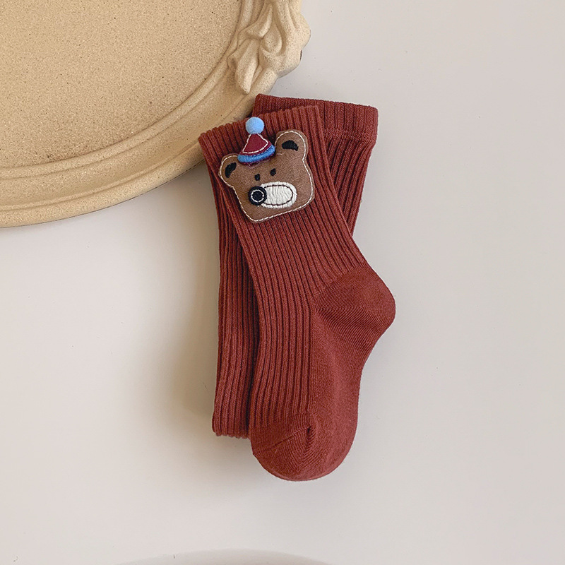Otoño nuevo oso de cereza de dibujos animados calcetines para niños vestidos con calcetines para niños pequeños y medios