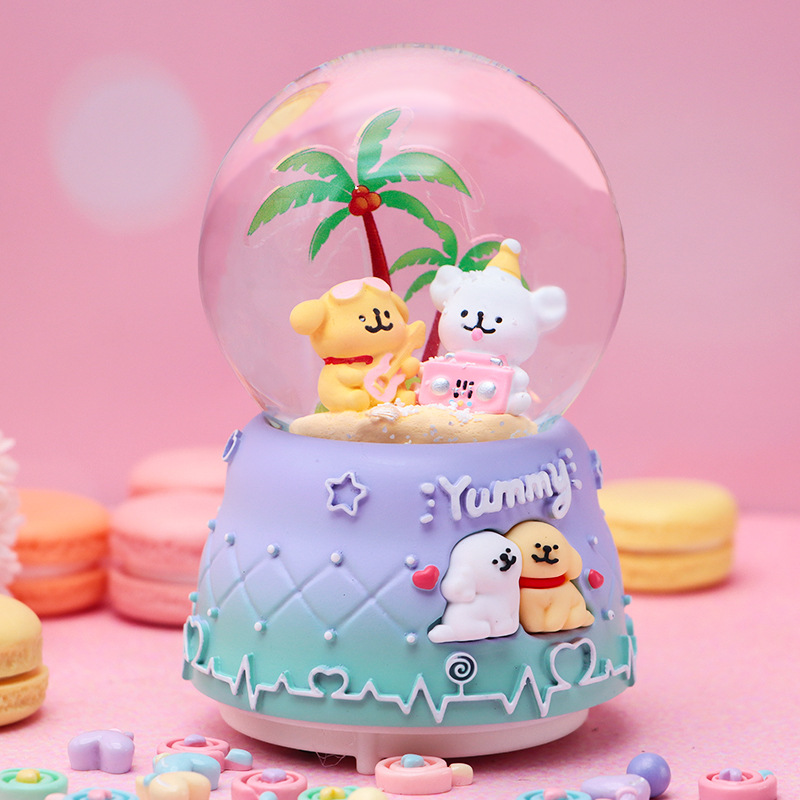 Anime japonés mismo estilo Crayon Shin-chan y Little White Crystal Ball Music Box Creative Piaoxue Music Box Regalo para estudiantes