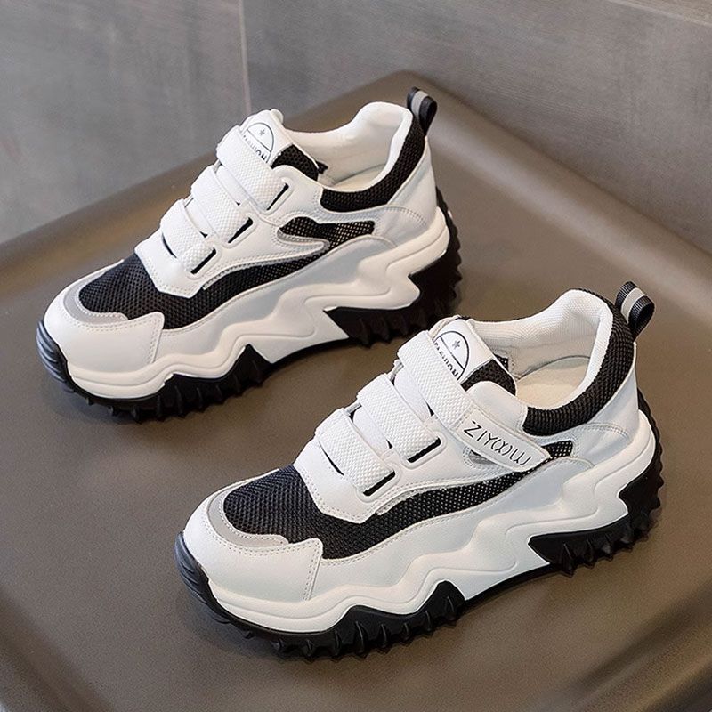 Zapatos casuales de base gruesa de mujer zapatos de malla transpirables de verano delgados aumentan la altura de los zapatos de mujer Velcro 7cm tamaño pequeño