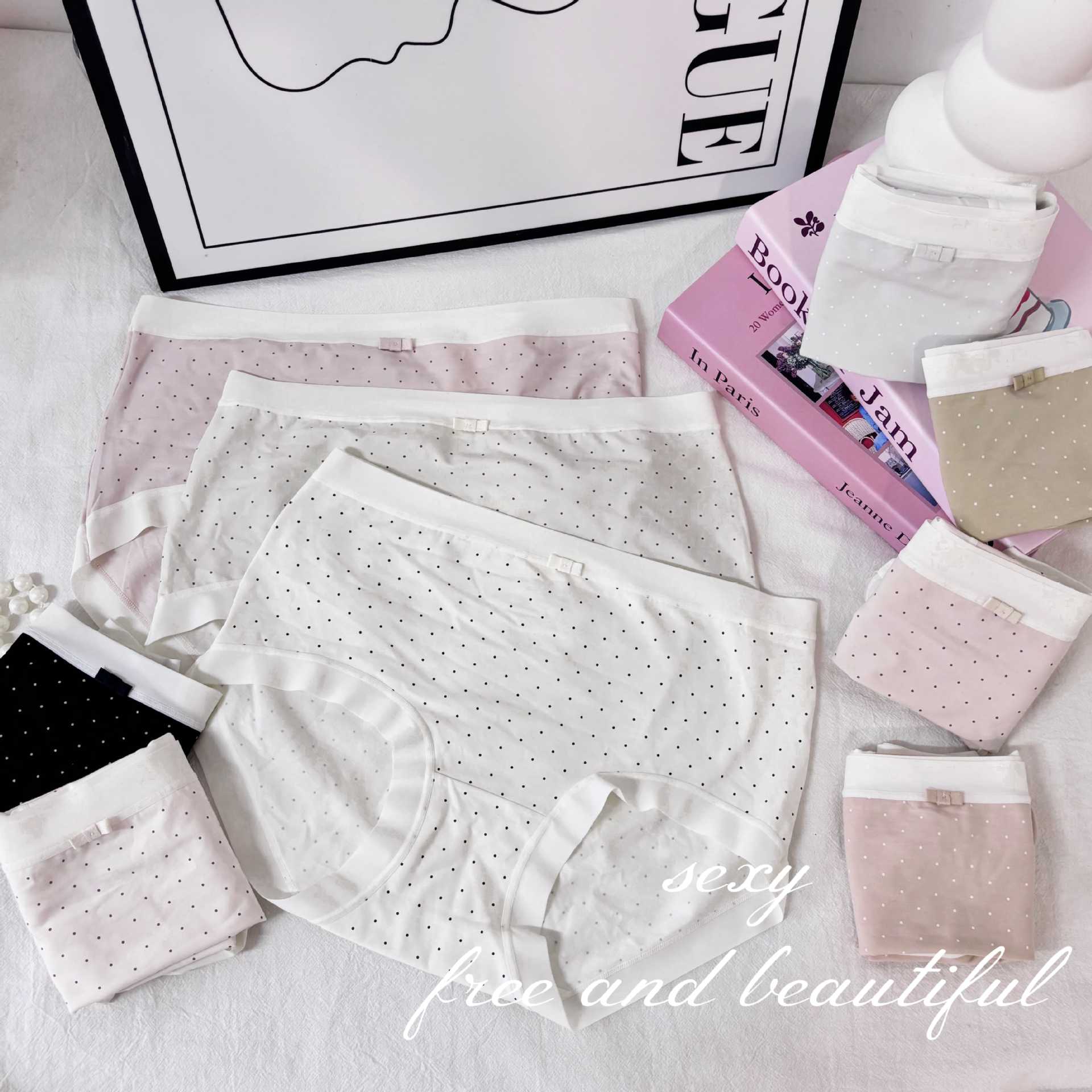 Girly, Skin-Friendly, Soft and Waxy Underwear for Women, Mid-Waist, Thin, Breathable and Comfortable, Pure Color Polka Dot Triangle Shorts for Women