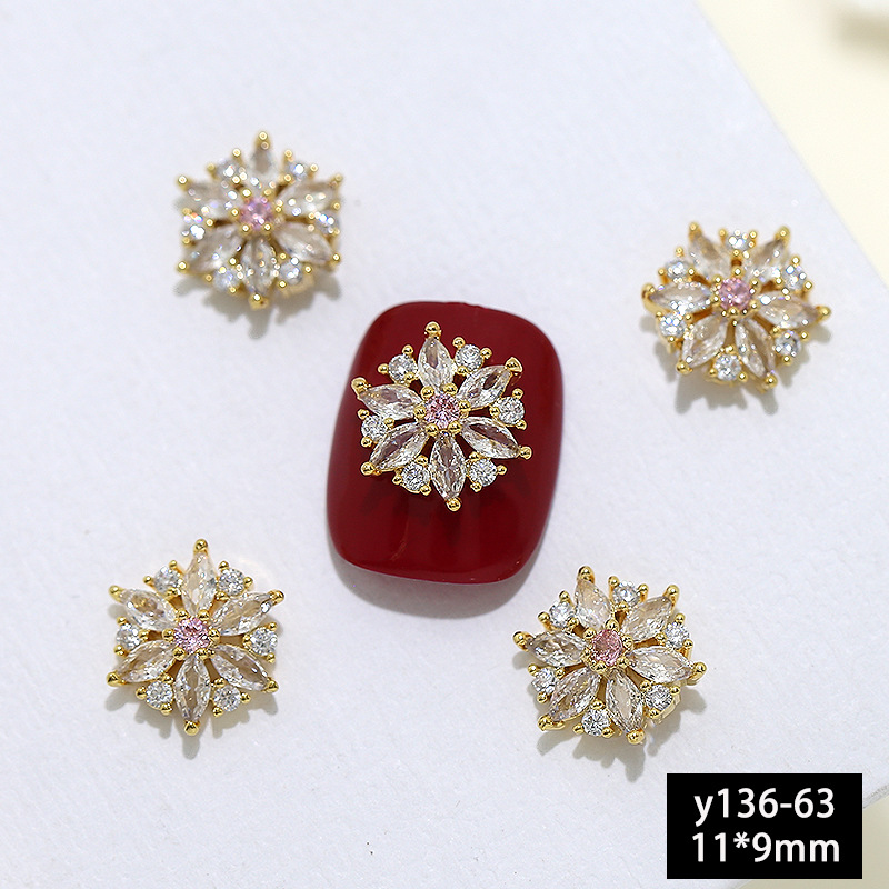 Nueva Luz de lujo de plata de Navidad ZIRCON accesorios de uñas flash de alto grado de copo de nieve ELK nail diamante joyería al por mayor