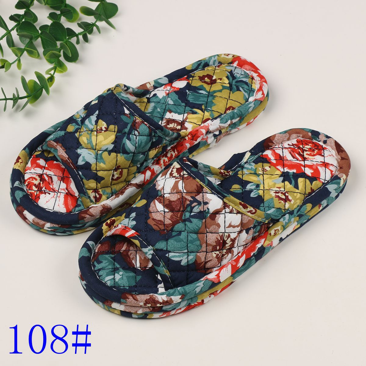 여성용 3겹 꽃무늬 천 108