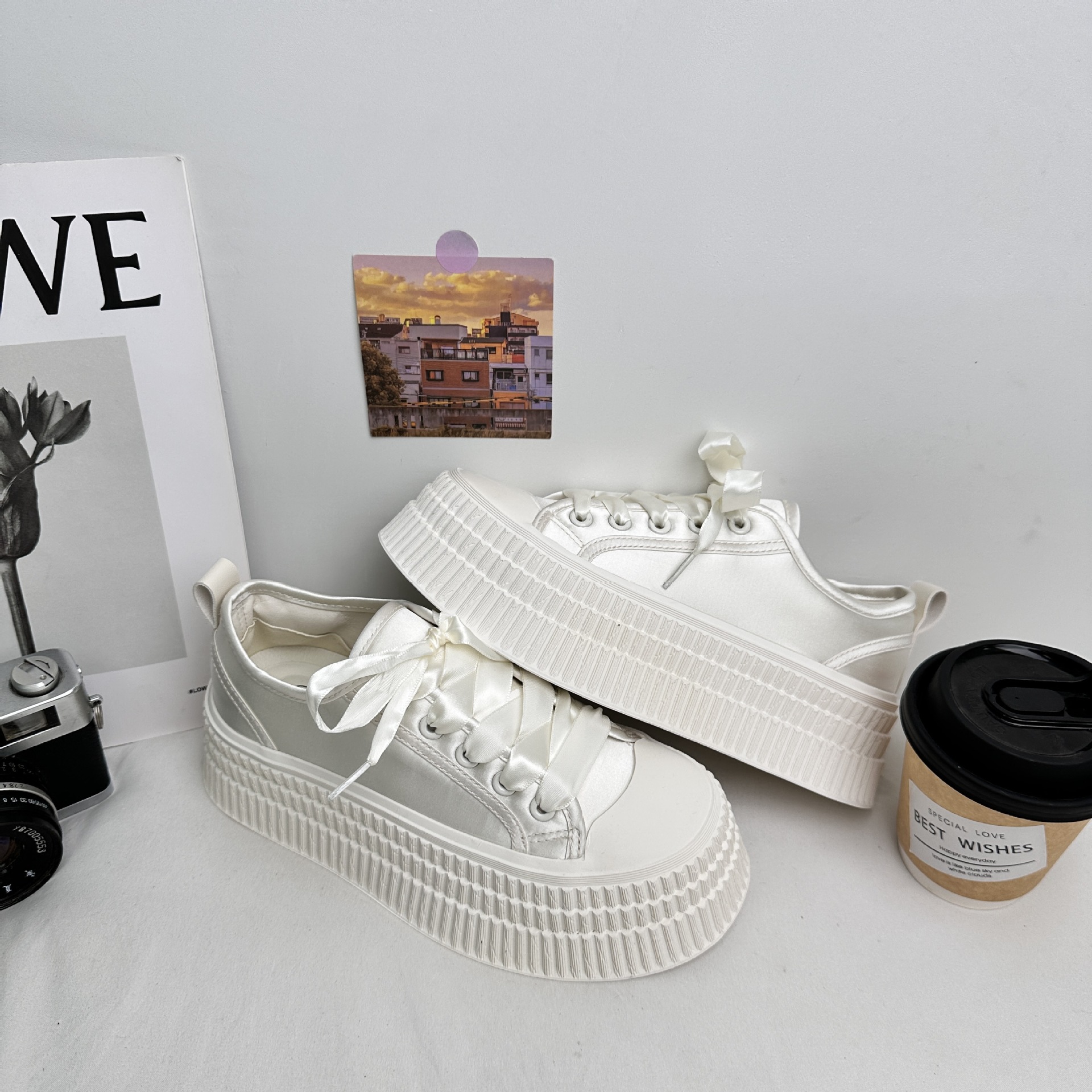 A9899 plantillas de látex aumentan suela gruesa, zapatos blancos con suela de pastel, zapatos de mujer de primavera de 2025 nuevos zapatos de skate delgados image 7