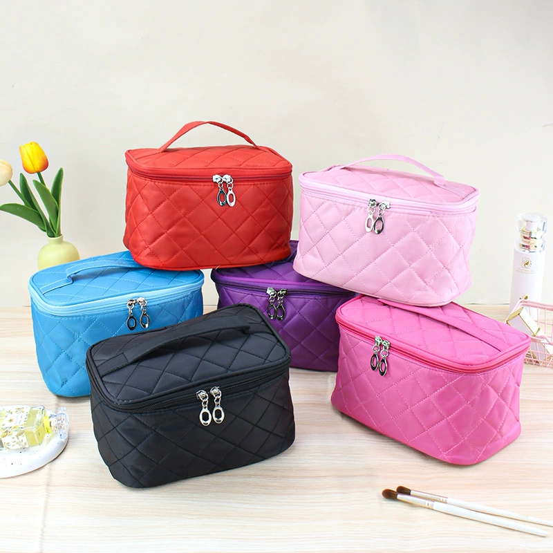 Cosmetic Bag, Large Handheld Organizer, Diamond-Quilted Makeup Case, Foldable Handle