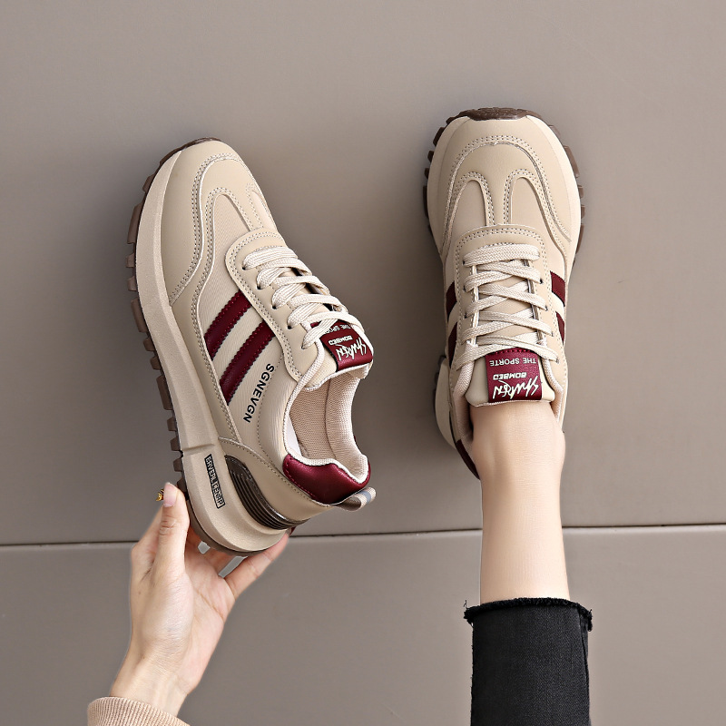 Putian Women's Sneakers 2025 Spring Hot-Selling Forrest Gump Shoes Small Size 34 Genuine Leather Waterproof Dad Shoes Soft-Soled Travel Shoes Putian Women's Sneakers 2025 Spring Hot-Selling Forrest Gump Shoes Small Size 34 Genuine Leather Waterproof Dad Shoes Soft-Soled Travel Shoes
