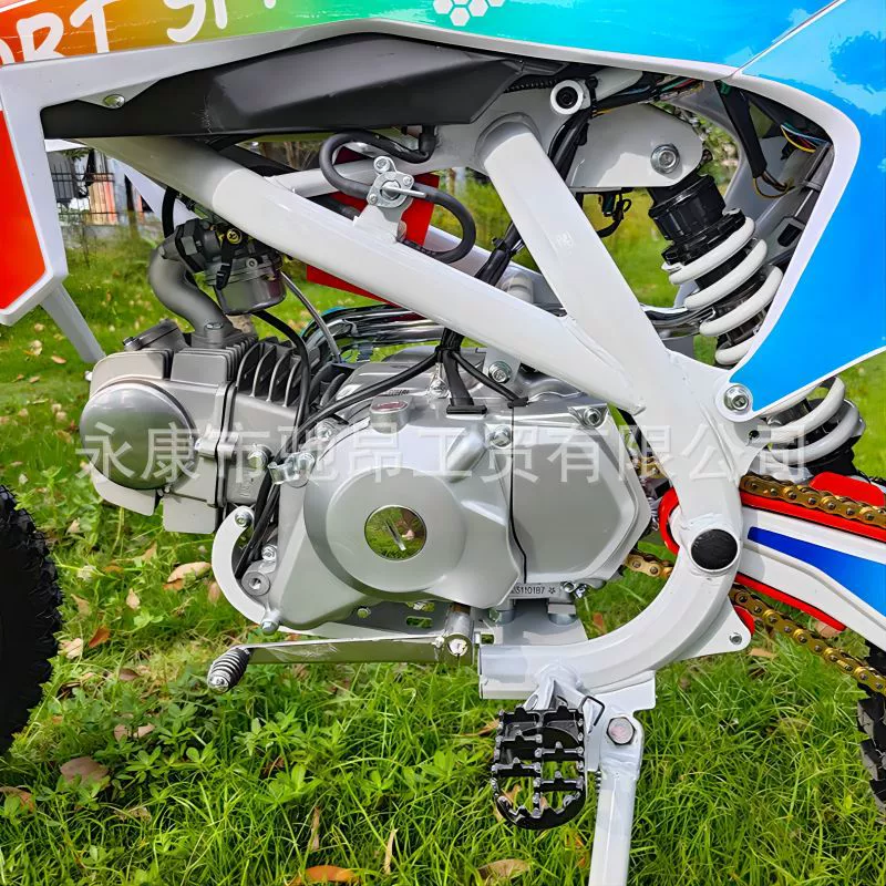 125СС высокие гонки внедорожный мотоцикл KTM двухколесное внедорожное средство вседорожный мотоцикл место проведения внедорожный мотоцикл