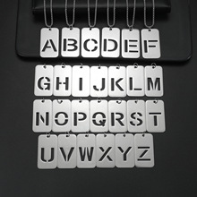 跨境专供不锈钢26个字母镂空铭牌项链 ins朋克风简约男女情侣吊坠