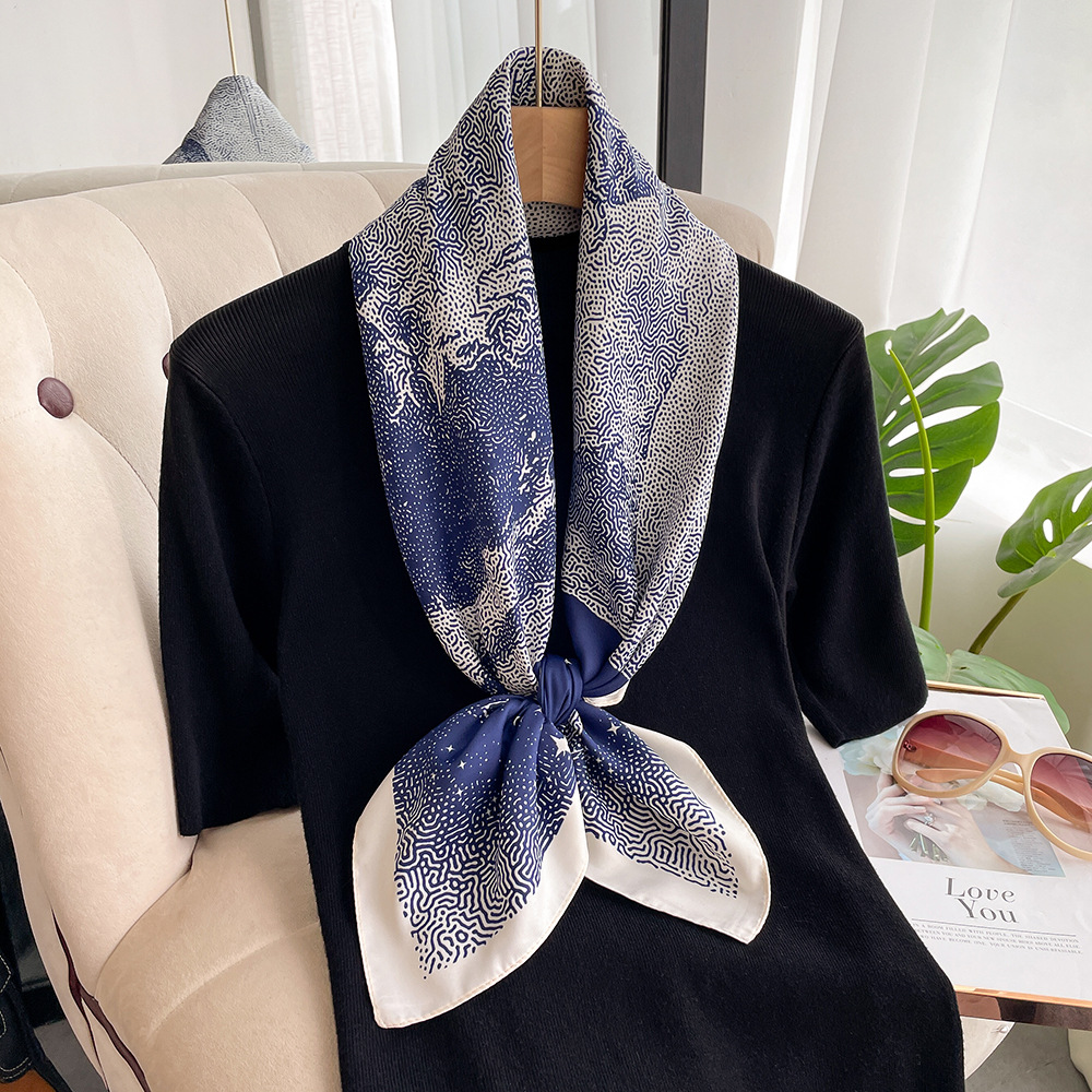 New 90 Square Scarf Autumn/Winter Printed Moon Curled Twill Scarf Shawl High Grade Gift Boutique Neck_voghion.com