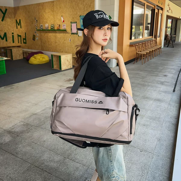 Yoga Training Swimming Fitness Bag Dry and Wet Separation Portable Crossbody Travel Bag Sports Large Capacity Practical Luggage Bag