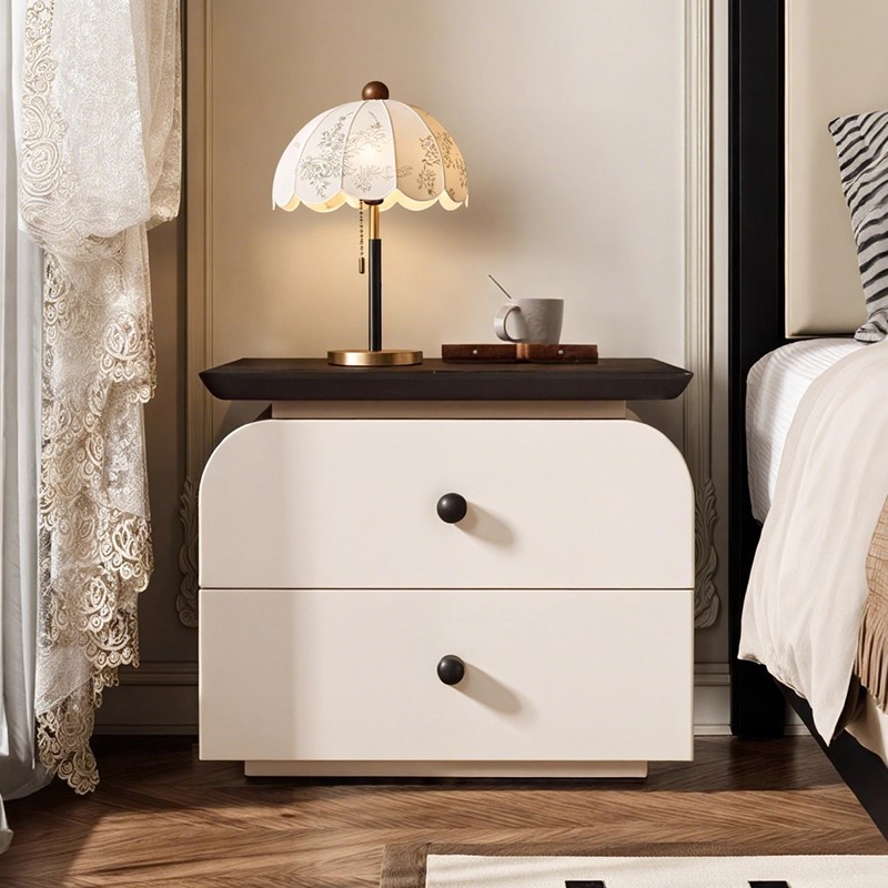 Todo la meseta de cama de madera maciza dormitorio doméstico 2025 explosión de viento de crema pequeño almacenamiento de niños sin instalación de gabinete de almacenamiento