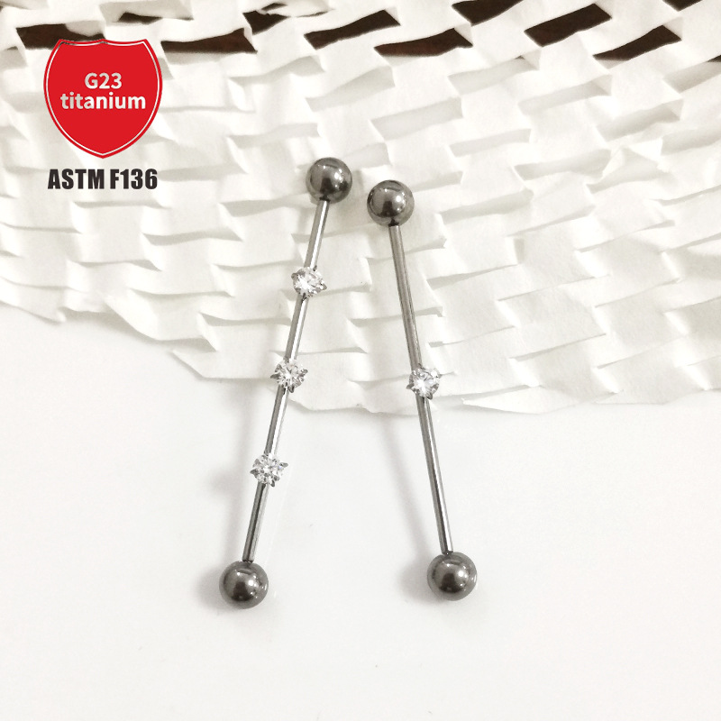 Pointed titanium steel lip stud product view