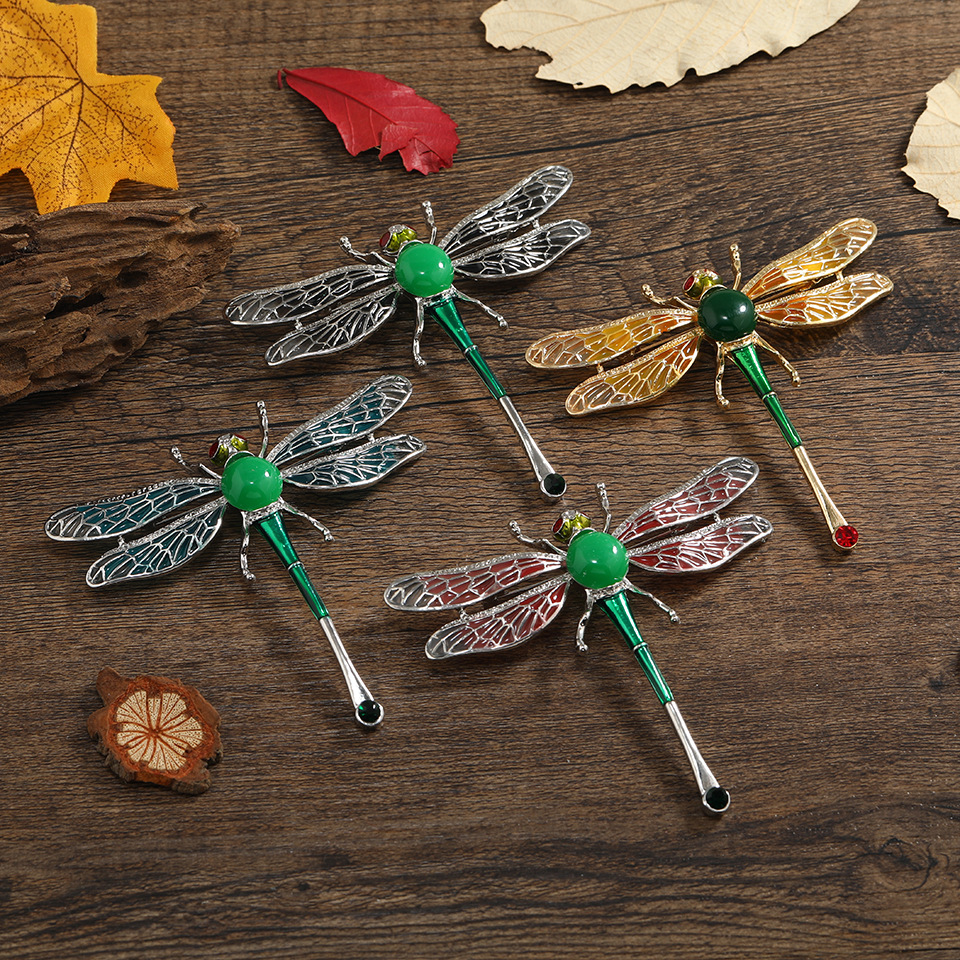 Elegant Retro Dragonfly Alloy Epoxy Plating Inlay Resin Rhinestones Unisex Brooches display picture 1