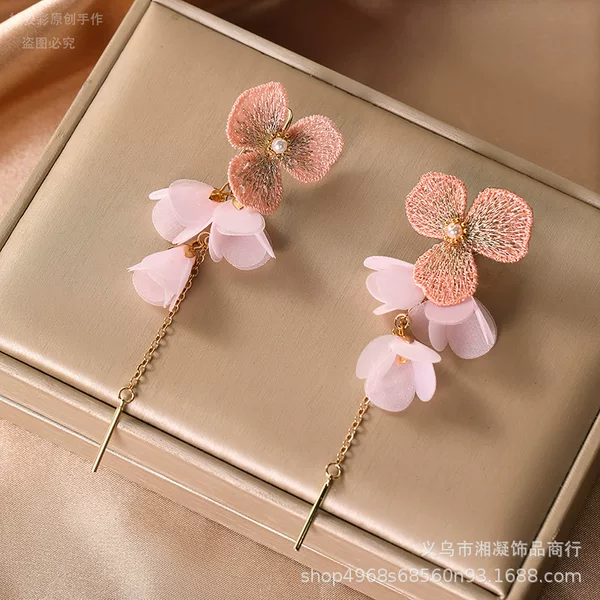 Original Foreign Trade Fabric Children's Earrings, Super Fairy-Like Ancient Style Hanfu Accessories, Flower Tassel Ear Clips for Non-Pierced Ears, Women's Ear Ornaments