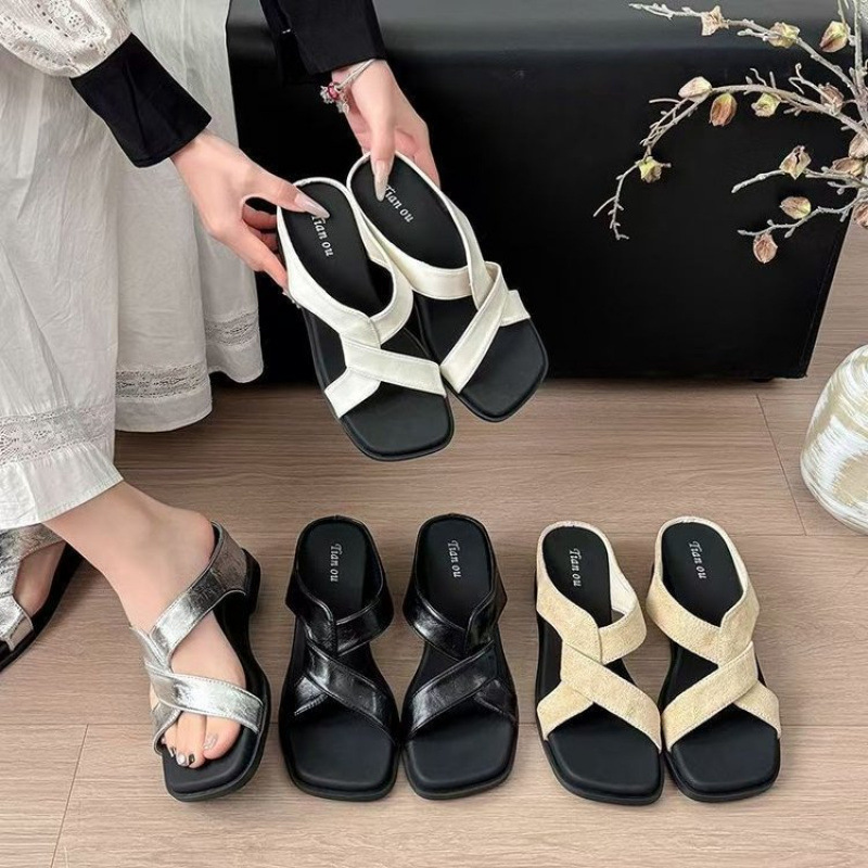 2026 Summer New Cross-Strap Square-Toe Flat Sandals for Outdoor Wear, Foreign Trade Roman Style Women's Sandals 2026 Summer New Cross-Strap Square-Toe Flat Sandals for Outdoor Wear, Foreign Trade Roman Style Women's Sandals