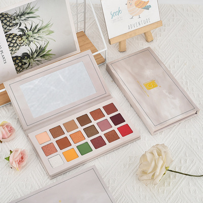 黛菲蓝茜十八色眼影盘