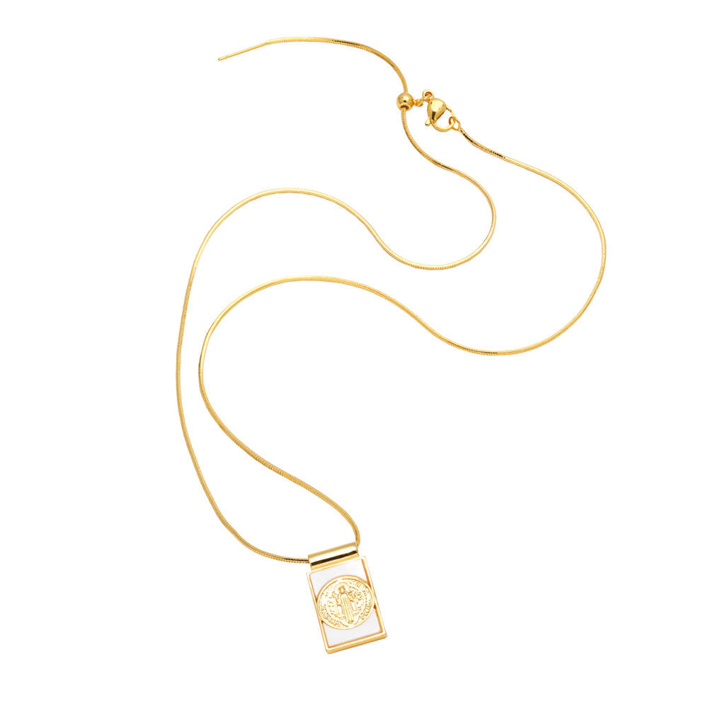 Großhandel Schmuck Vintage-Stil Einfacher Stil Kreuzen Kupfer Hülse Überzug Halskette Mit Anhänger Schlangenkette display picture 8