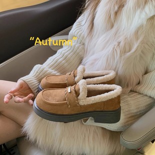 �F؛��l�����ы�ͬ��Ь���ߑ��˼ӽq���A�^����һ�_��ëë����Ь
