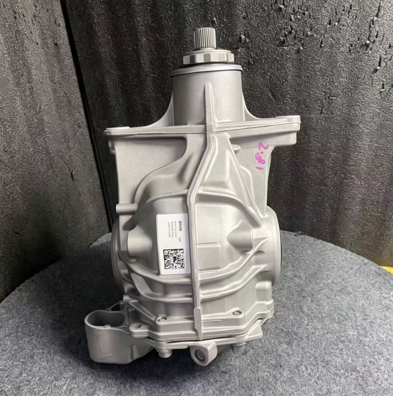 BMW G20 G22 G28 rear differential assembly part number 33108647923 rear axle transmission auto parts