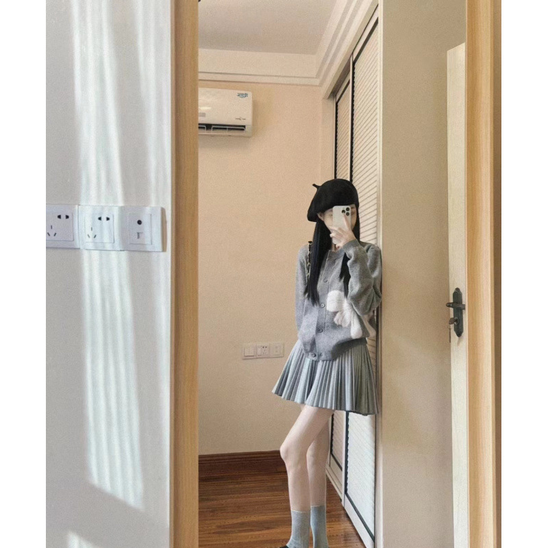 早秋女装2025搭配一整套茶系穿搭梨型身材独特炸街时尚套装小个子|undefined