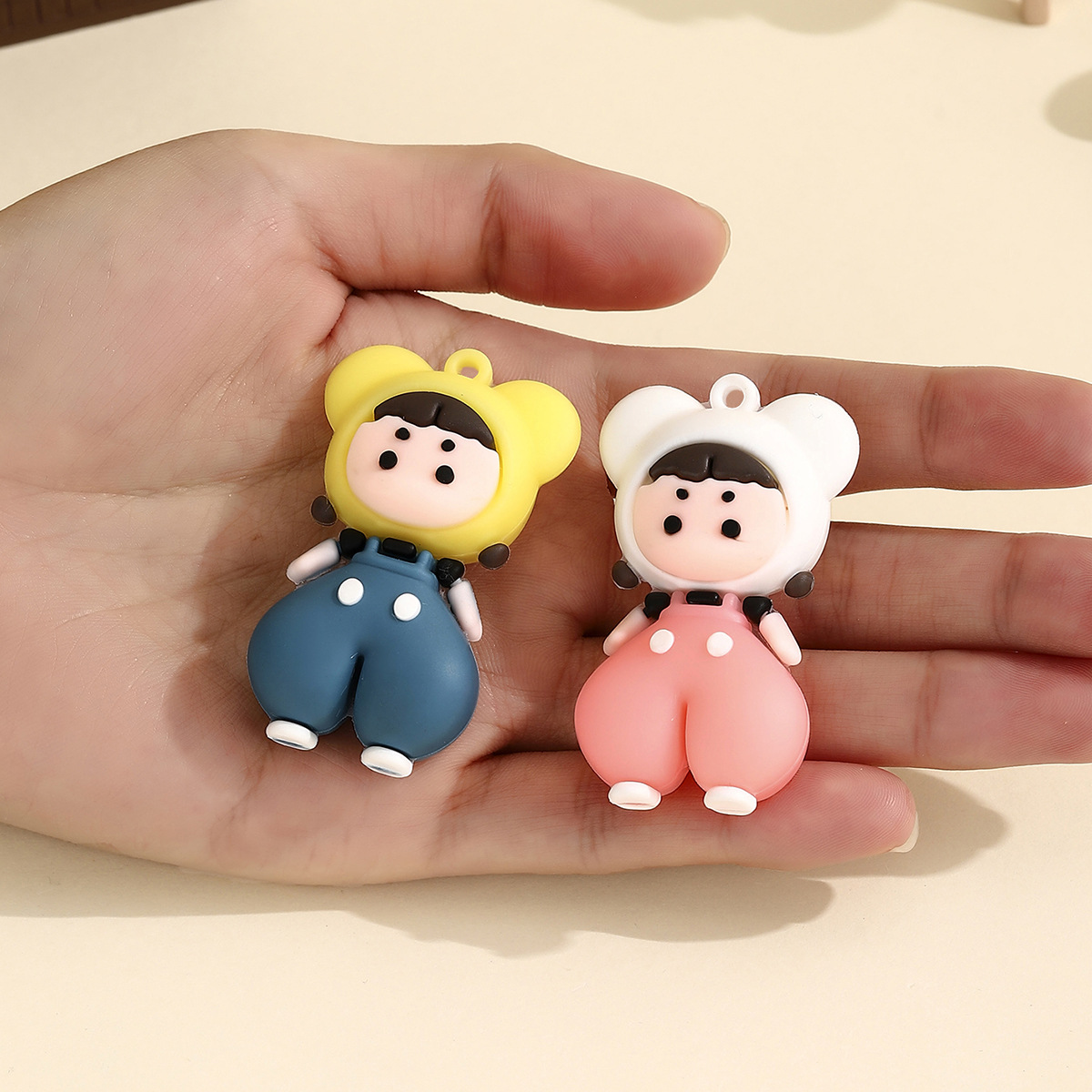멜빵바지 소녀 캐릭터 신발 장식 참 키링 DIY 부자재