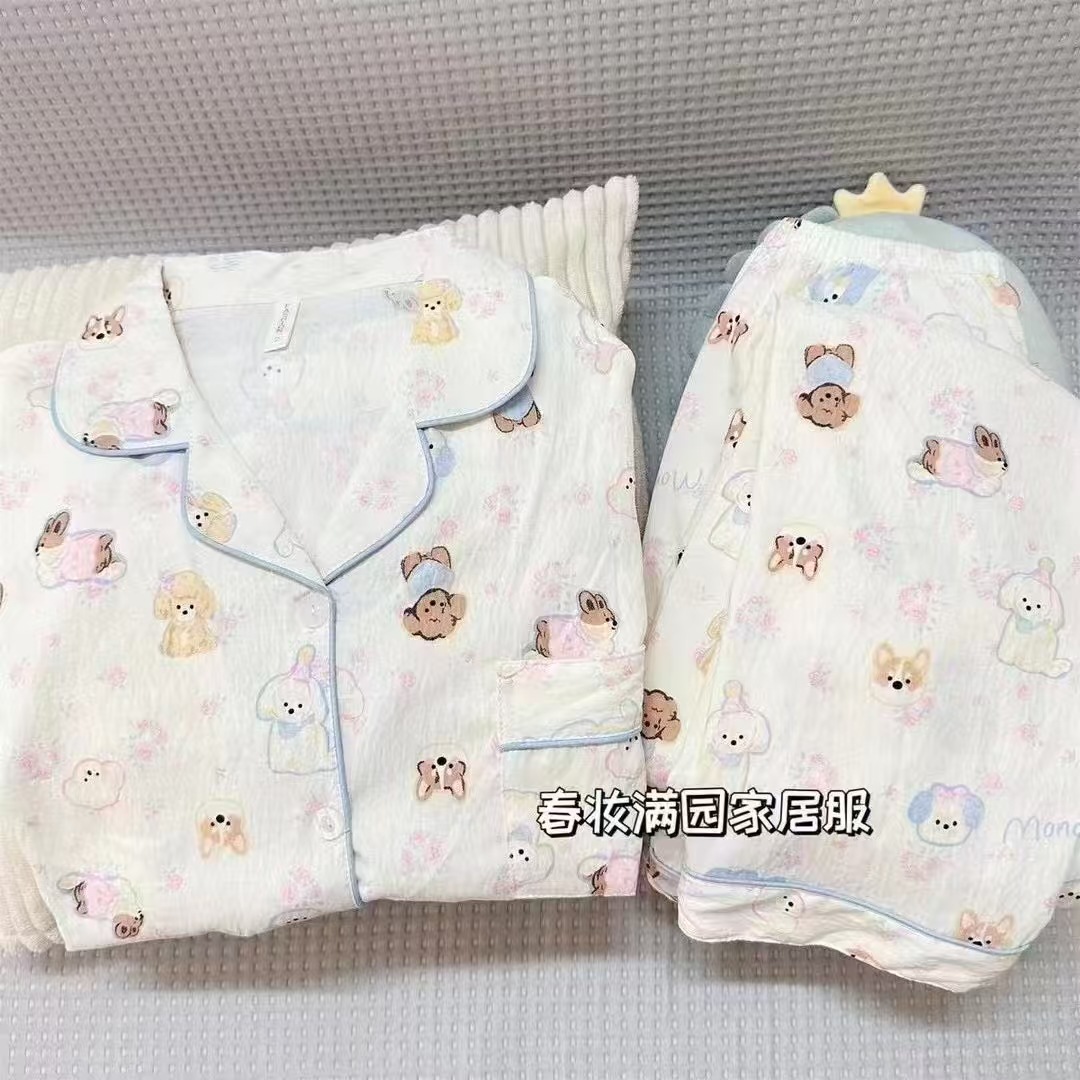 Al por mayor transfronterizo nubes de otoño pijamas de manga larga pantalones cardigans de dibujos animados con solapa linda ropa de hogar