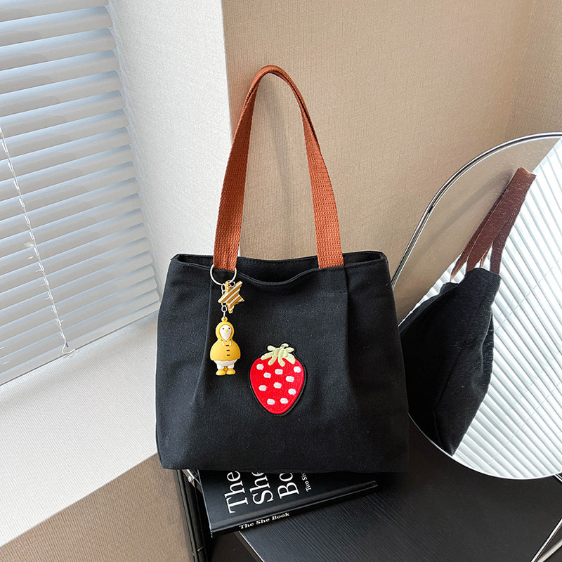 Trendy Summer Large-Capacity Strawberry Canvas Bag for Women, Simple Eco-Friendly Canvas Handbag for Ladies Trendy Summer Large-Capacity Strawberry Canvas Bag for Women, Simple Eco-Friendly Canvas Handbag for Ladies