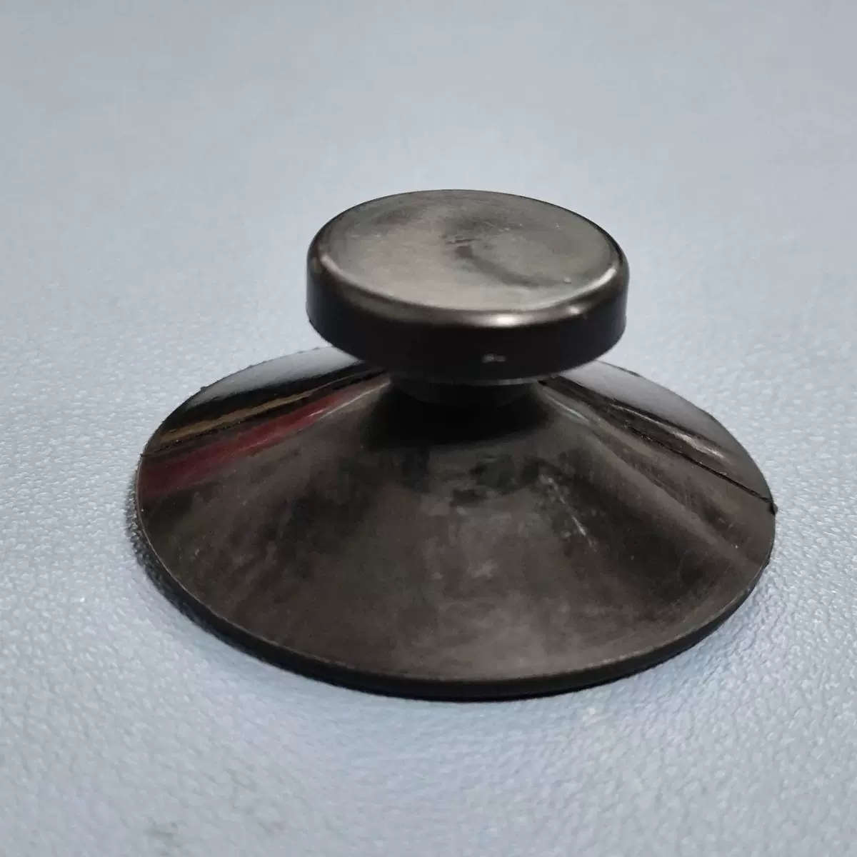 吸盘通用型圆形吸盘硅胶吸盘黑色蘑菇头吸盘工业橡胶制品厂家批发