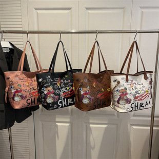 С�܉T�fˮͰ��Ů2025�＾�¿�μ�б�������������ُ���Ů����