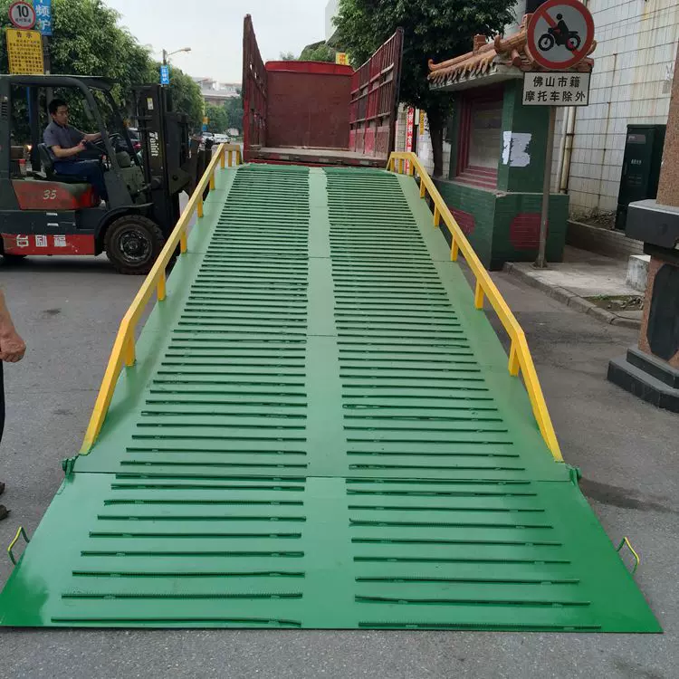 集装箱装卸平台 液压卸货平台 物流仓库装卸平台 移动登车桥价钱