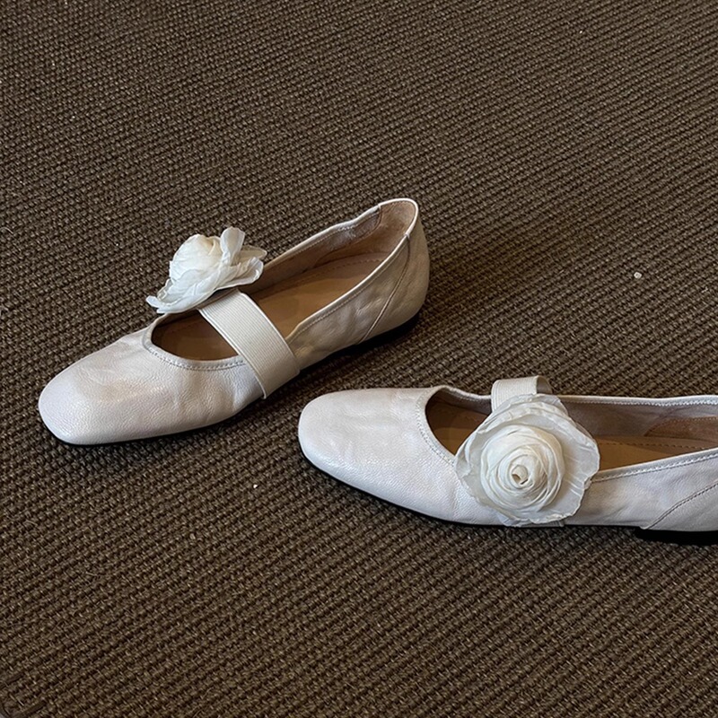 In Stock~ French Retro Mary Jane Shoes for Women, Flat-Soled, Spring/Summer, with Detachable Floral Strap, Shallow Mouth Single Shoes In Stock~ French Retro Mary Jane Shoes for Women, Flat-Soled, Spring/Summer, with Detachable Floral Strap, Shallow Mouth Single Shoes