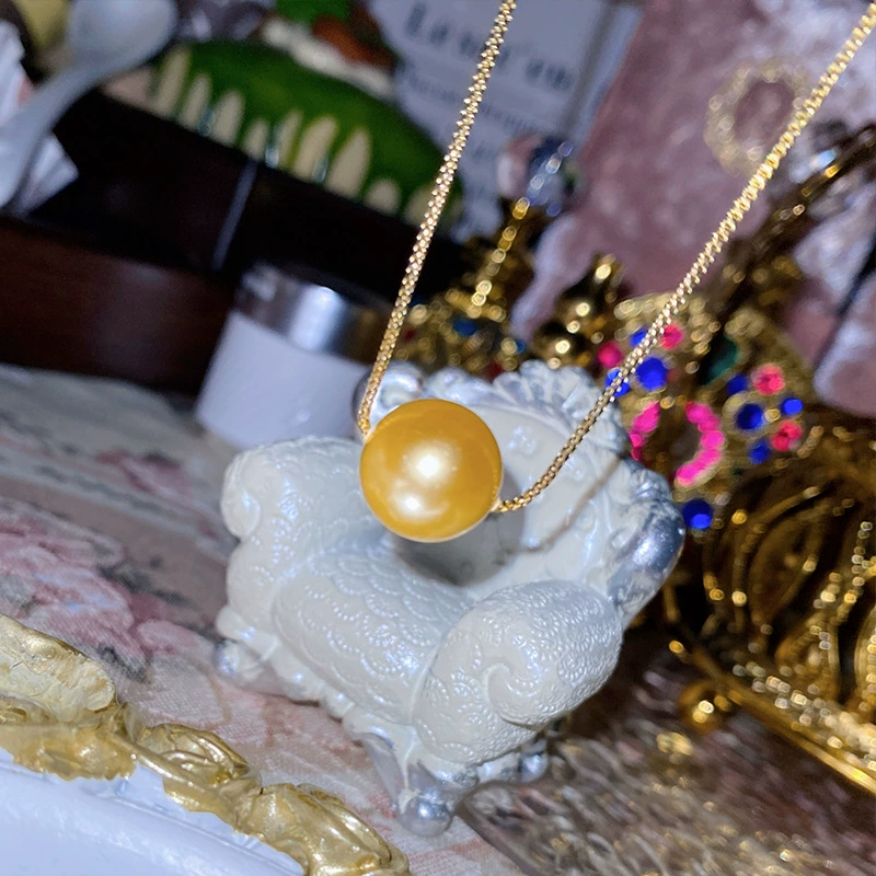 Design necklace, chain for key bag , light luxury style, high-quality style