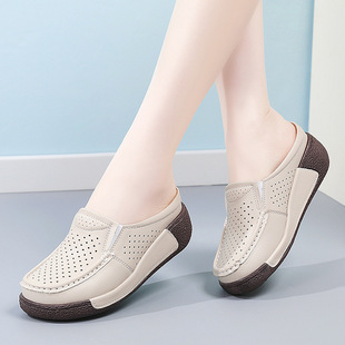 �羳���^��ЬŮ�ļ��⴩�r���¿�Ůʿ��Ьܛ�׷����ɸ������eЬ