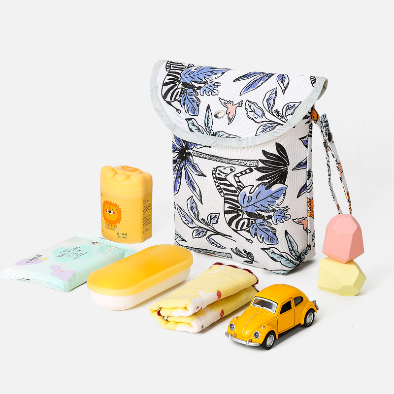 New Large Capacity Diaper Bag for Baby Wipes and Diapers, Multifunctional Baby Diaper Storage Bag with Handheld Strap