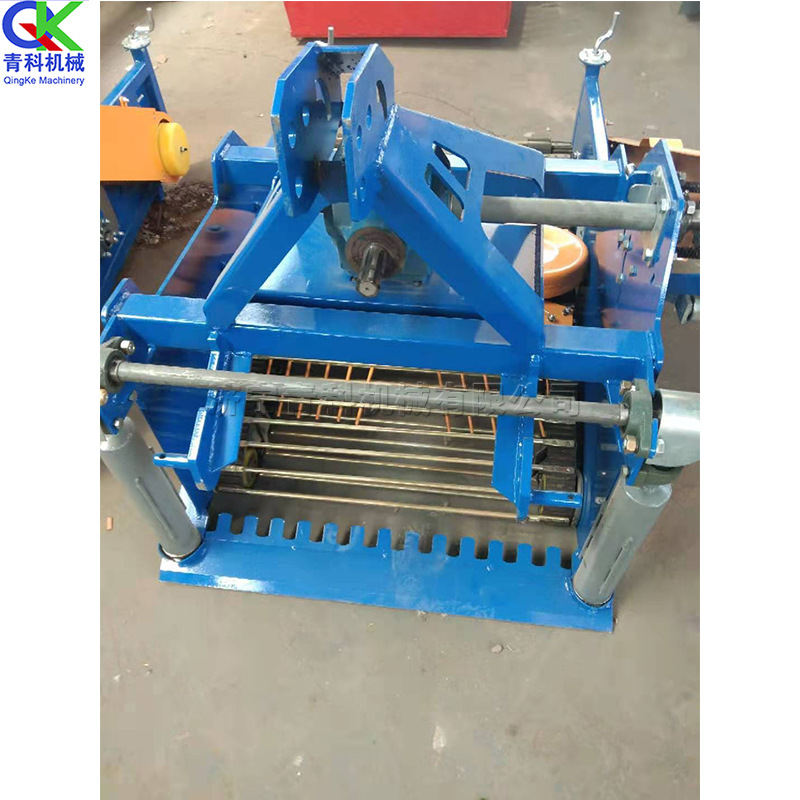 小型石头清理设备 拖拉机牵引式农田捡石机 土壤筛石自动装车机