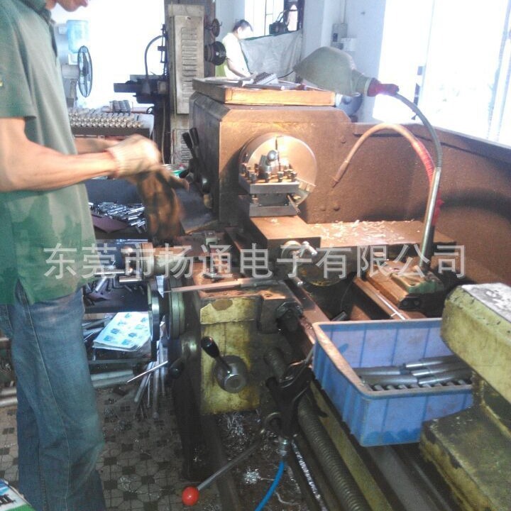 EE50 EE55 EE65变压器夹头 夹头 绕线夹头