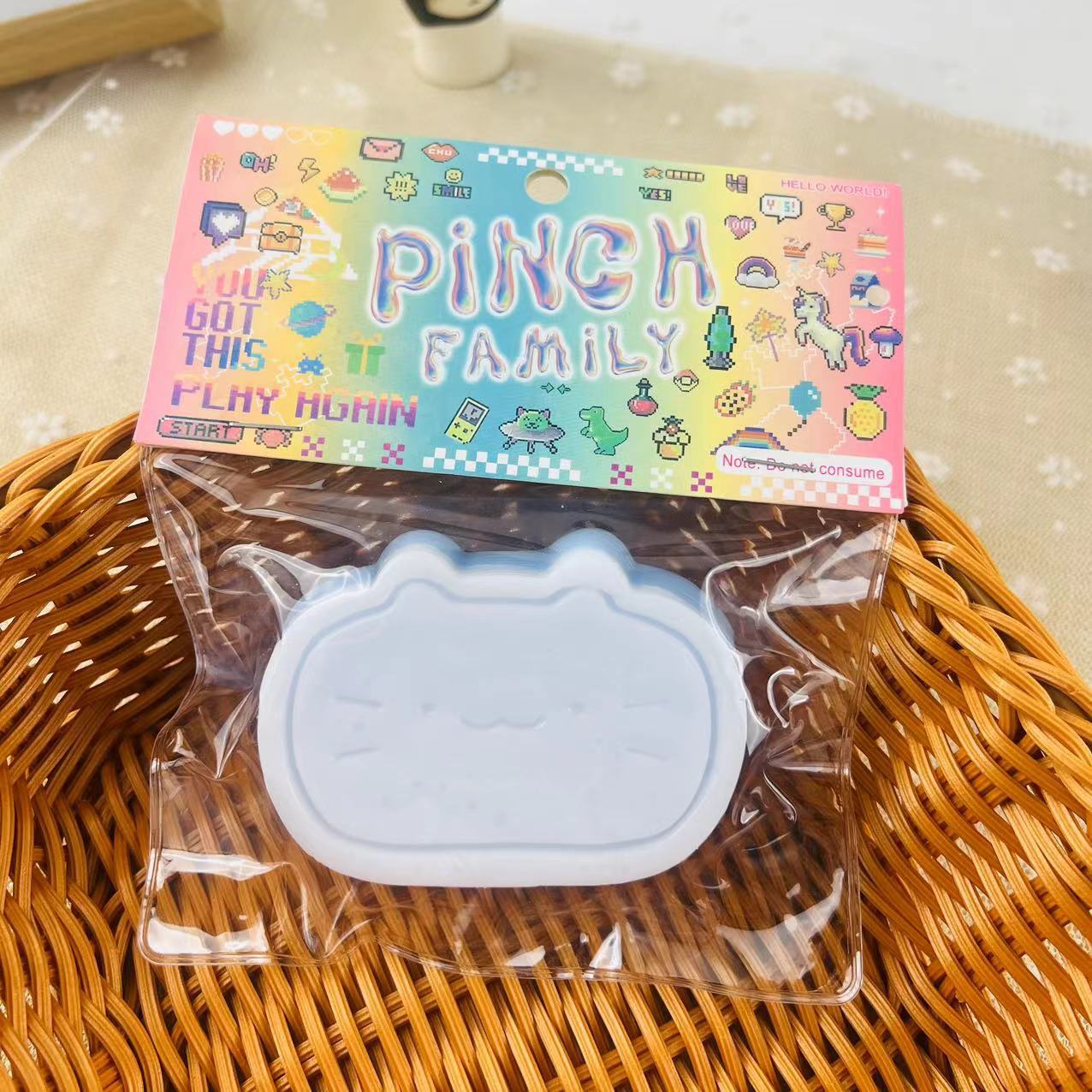 Pequeño Libro Rojo Venta caliente TPR caucho suave sólido hámster pellizco música descompresión juguete lindo mascota bola grande de dibujos animados pequeño ratón