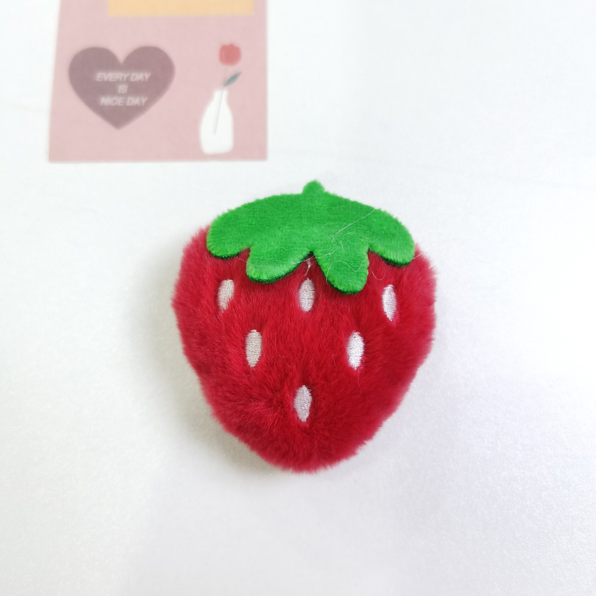 Strawberry red (short velvet)