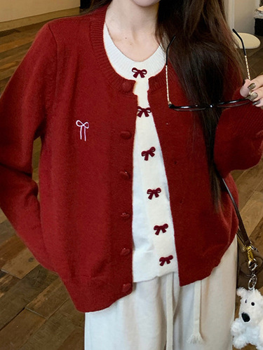 Red Retro Contrast Color False Two-Piece Cardigan Women's Autumn/Winter Contrast Color Bowknot Embroidered Outerwear Knit Top