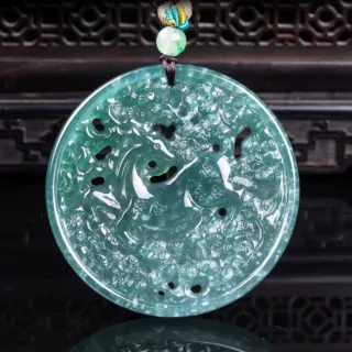 天然A货翡翠梅鹿呈祥牌镂空精工雕刻玉石种老高冰挂件吊坠玉美
