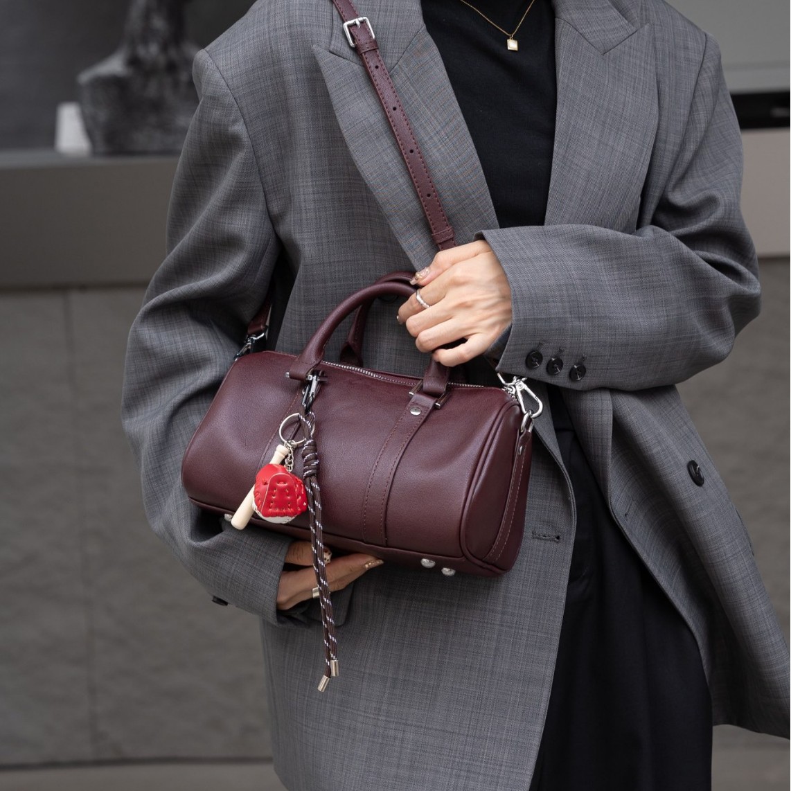 (2개) 야채 선탠 헤드 레이어 COWHIDE 여성용 어깨 크로스 바디 간단한 유행 가죽 가방 소녀의 대용량 베개 가방 부드러운 가죽