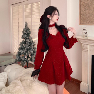 �}�Q��������^���·�ϲ�cŮ�b���С�Y����ɫ�z�q���ٚ��|�B��ȹ