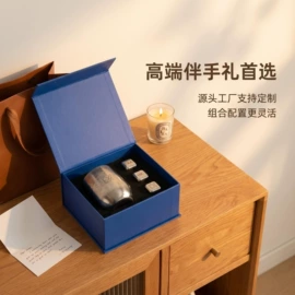 保温杯;保温壶/瓶;茶杯