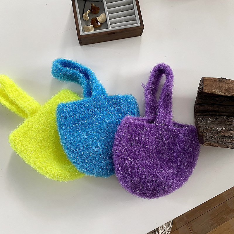 Knitting Wool handbag A small crowd of women's bags clutch bag Retro bucket bag Hand-woven bag