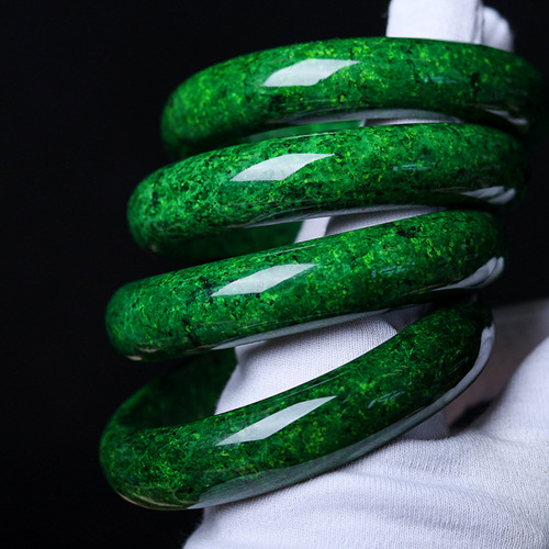 Wholesale factory-sourced live-streamed imitation green oryx horn single & loose beads, artisanal Buddhist prayer beads, and women's beaded autumn-style charm beads