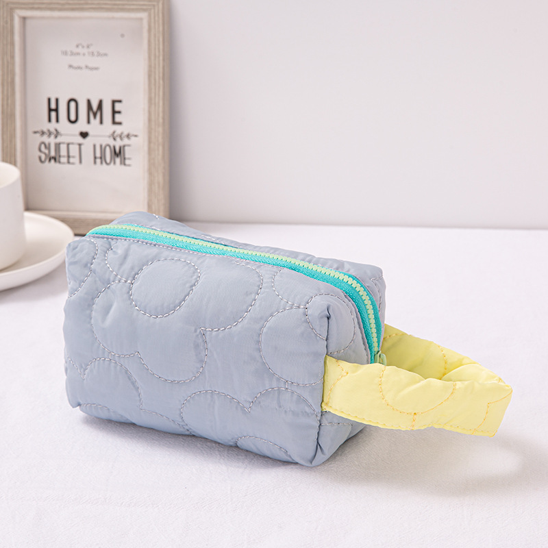 수 놓은 팔각형 가방 블루 스몰 사이즈