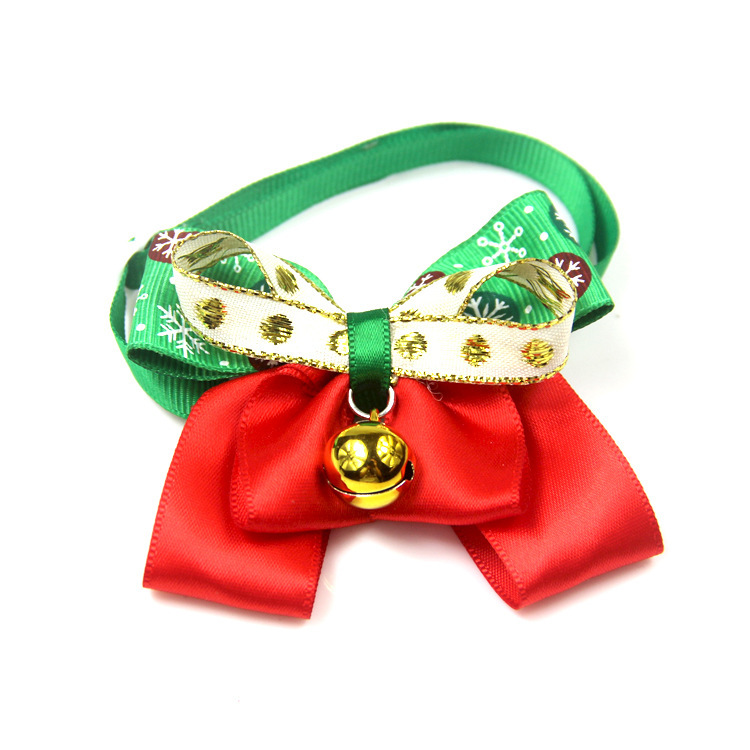 Accesorios de traje de Navidad para mascotas perro Bell pajarita con collar de gato sombrero de Navidad bufanda de doble cara material de terciopelo al por mayor