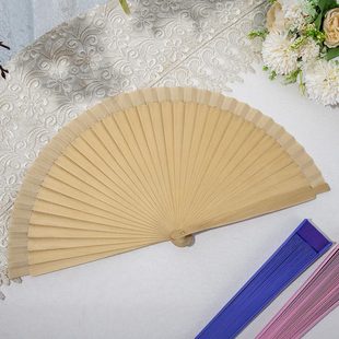 �ЬF؛�������������漃ľ����Ů�F�����s���߹ŵ伃ɫ�ۯB����