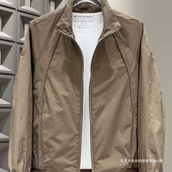 Spring and Summer Men's Simple Fashion Design Splicing Casual Outdoor Jacket Loose Sun Protection Jacket Brown